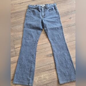 Abercrombie & Fitch boot cut jeans Size 8 30inch Waist 39 Inch Length. Excellent